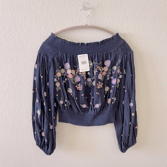 Free People Top - Picture 1 of 3